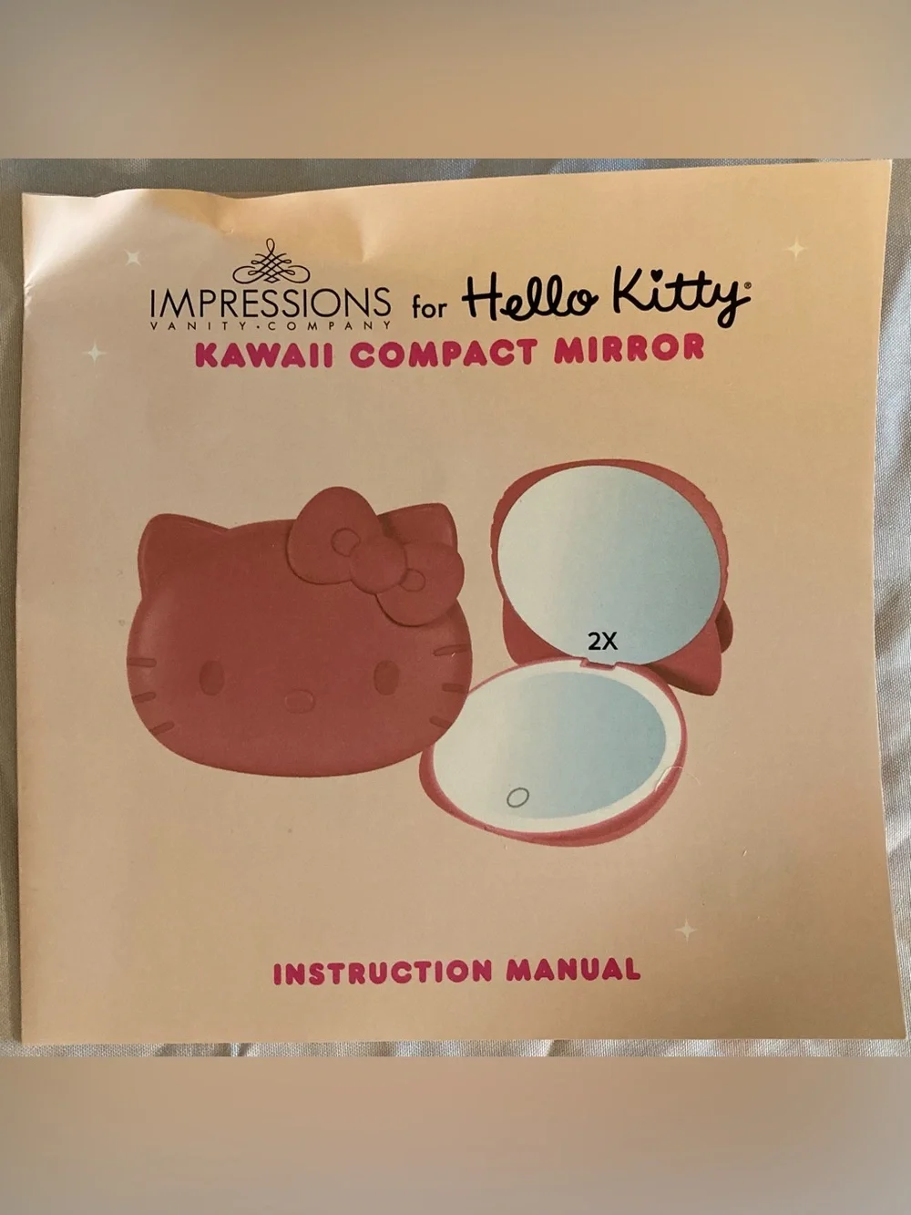 Hello Kitty Dimmable LED Kawaii Red Compact Mirror